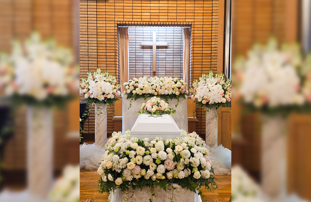 【セレモニースタッフ及び葬儀プランナー業務】未経験歓迎/基本土日祝休み/キリスト教専門の葬儀社