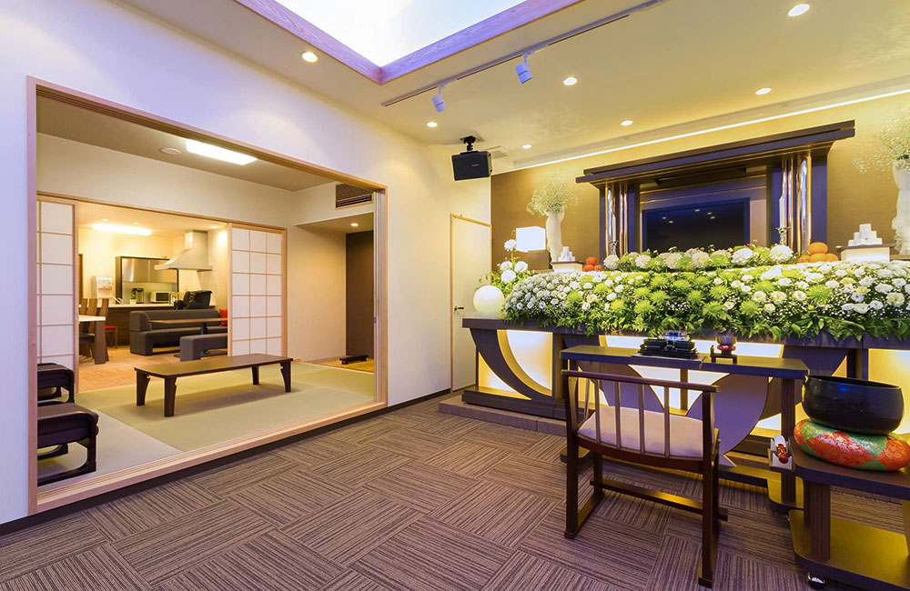 【葬祭ディレクター/葬祭プランナー】未経験者も歓迎/年間休日115日/日勤帯のみで働きやすい家族葬専門の葬儀社です。