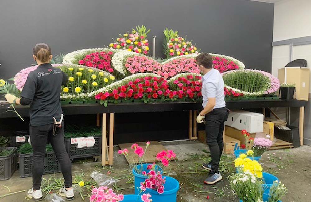 【生花祭壇作成】未経験者歓迎/新店舗のオープンに伴い募集中