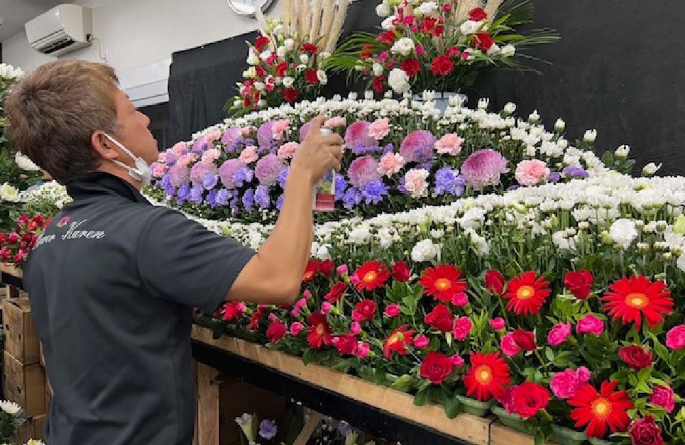 【生花祭壇作成】未経験者歓迎/新店舗のオープンに伴い募集中