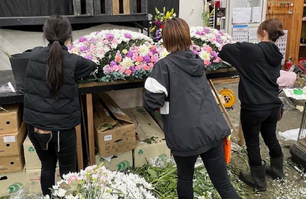 【生花祭壇作成】未経験者歓迎/新店舗のオープンに伴い募集中