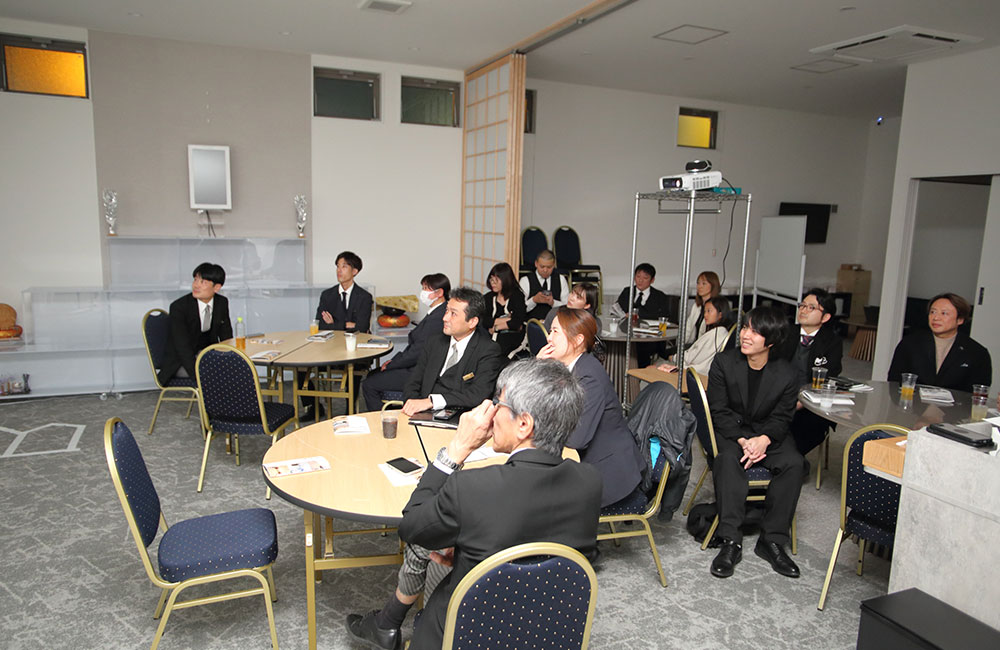 【葬祭ディレクター 未経験者歓迎】月8日休み／西東京でエリア拡大中の葬儀社求人