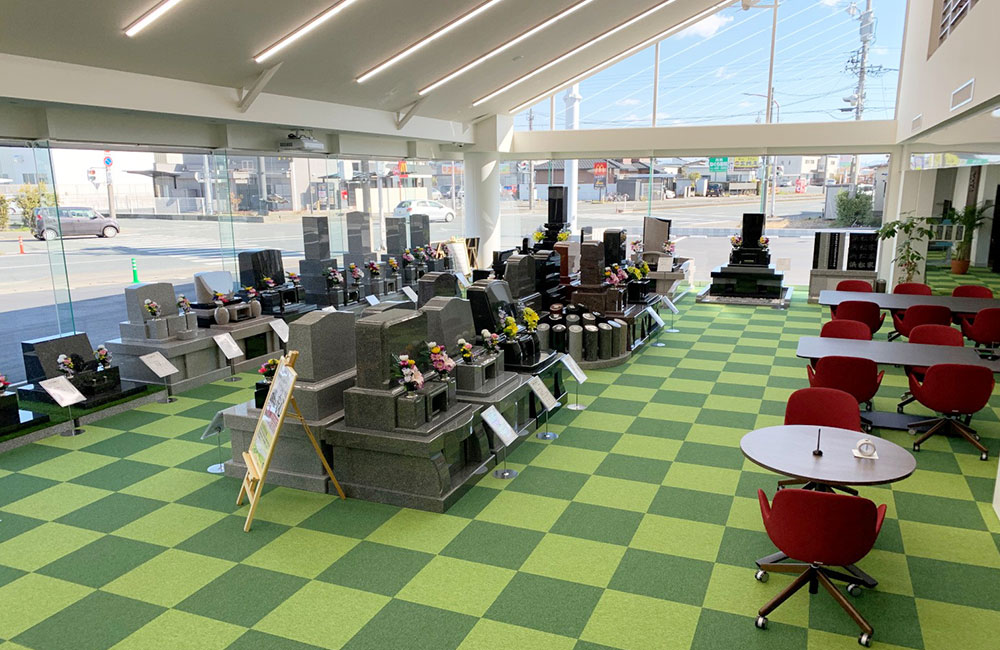 【営業職】未経験者歓迎/墓石仏壇販売営業/無理な販売、ノルマなし