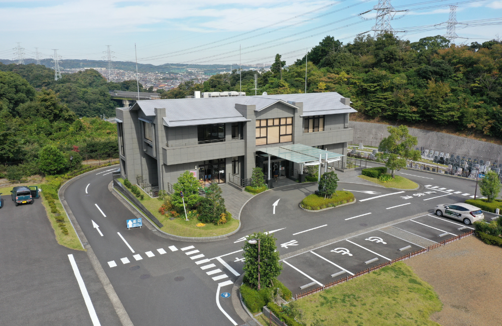 【葬祭ディレクター・プランナー経験者】日勤のみ9時~17時の7時間勤務!/残業ほぼ無し/年間休日115日で労働環境充実◎