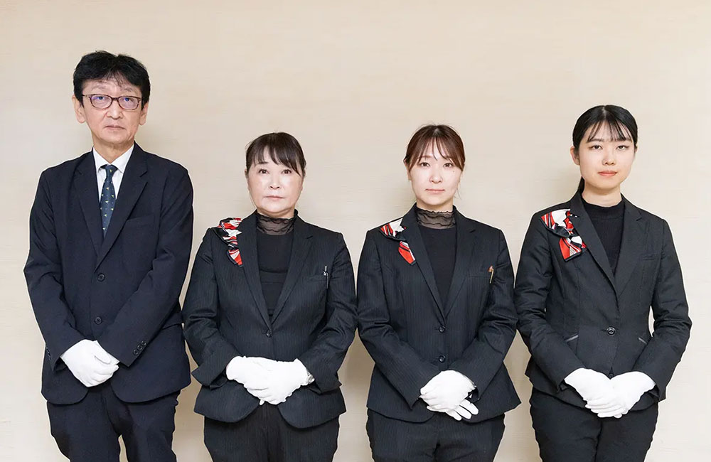 【葬祭ディレクター】経験者面接確約！夜間対応相談可能な地域密着の葬儀社です。