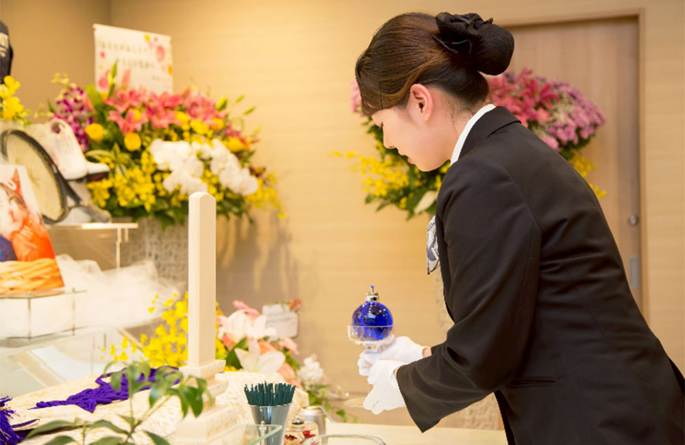 【葬祭ディレクター未経験】分業制でメリハリをつけて働ける環境です！