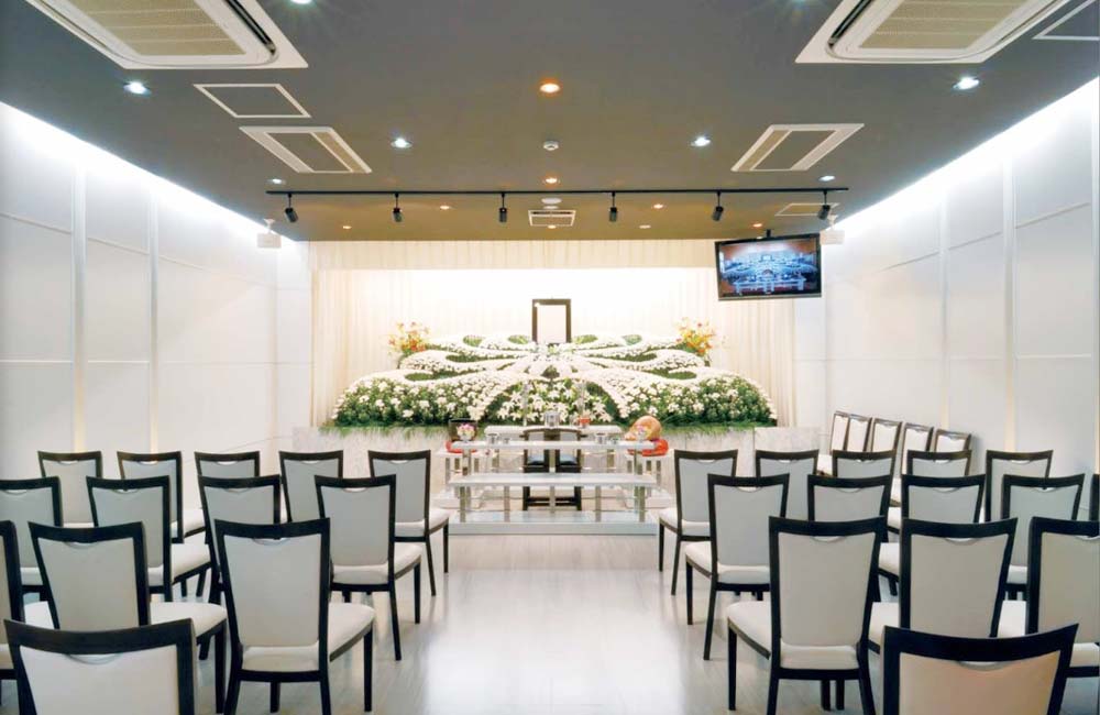 【土日祝休み/残業ほぼなし！】未経験歓迎／葬儀法人営業をお任せ致します。