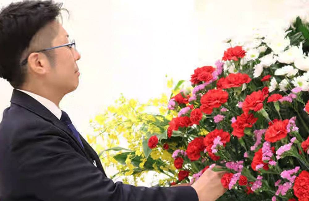 【葬祭ディレクター経験者】/業績好調!年収500万円スタート可能!