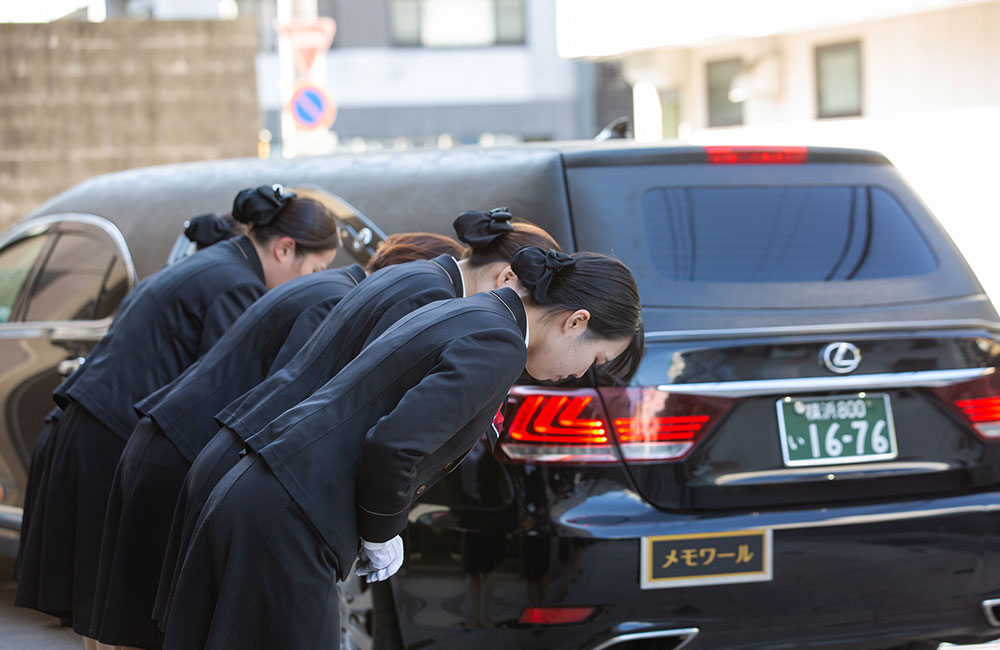 【霊柩車ドライバー】未経験者歓迎!ベテランスタッフ活躍中!