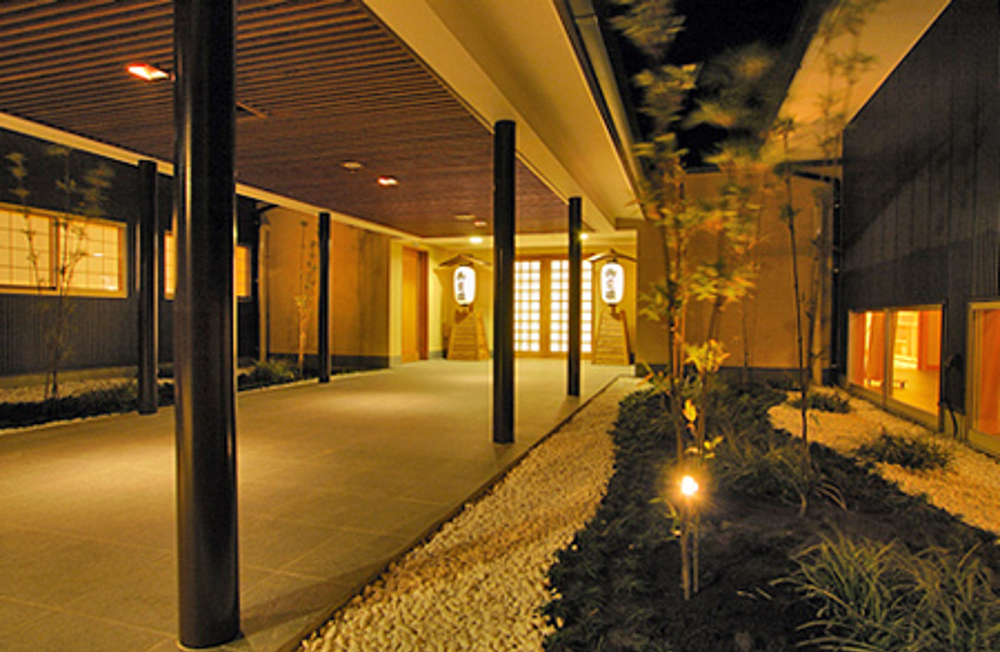 【葬祭ディレクター・未経験歓迎】夜間対応なし/地域密着型葬儀社でエリアに根差した葬儀をサポート♪