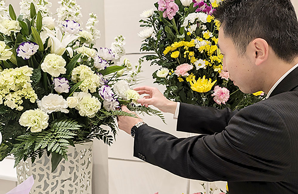 【葬祭ディレクター】未経験者歓迎／新会館続々オープン！オーダーメイドのお葬式