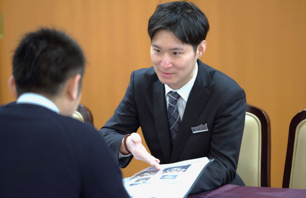 【葬祭ディレクター/人柄重視】Uターン歓迎/未経験歓迎、月給50～60万円以上可能／家族葬專門葬儀社