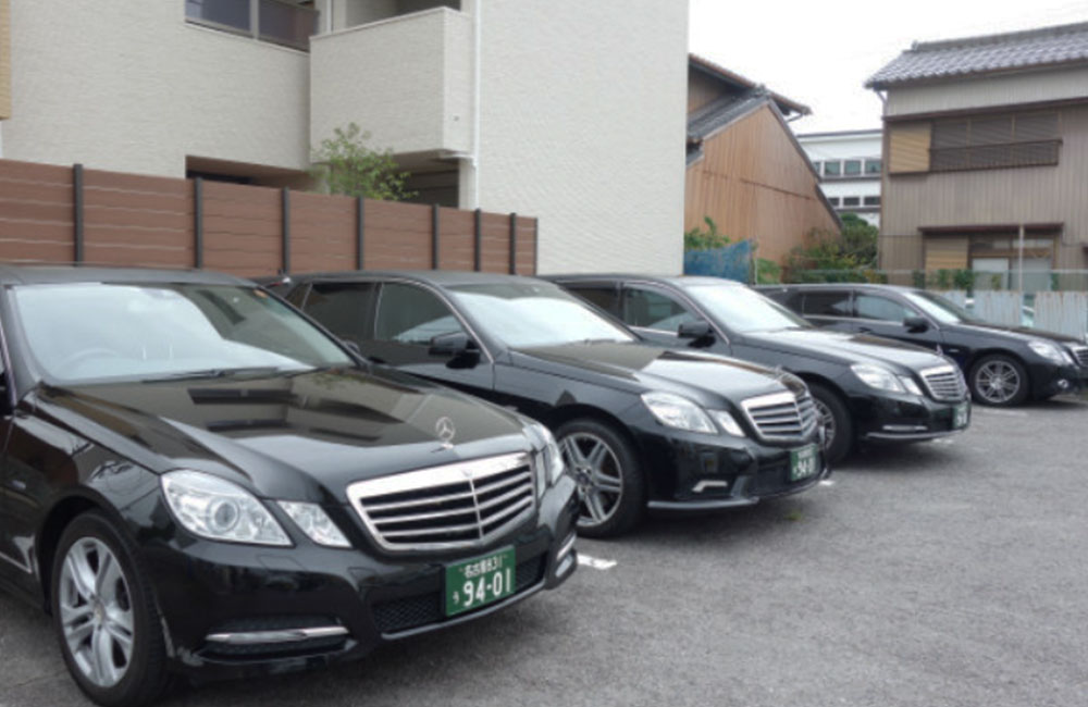 【搬送ドライバー】普通自動車免許があればOK/上場企業・葬祭業界最大手