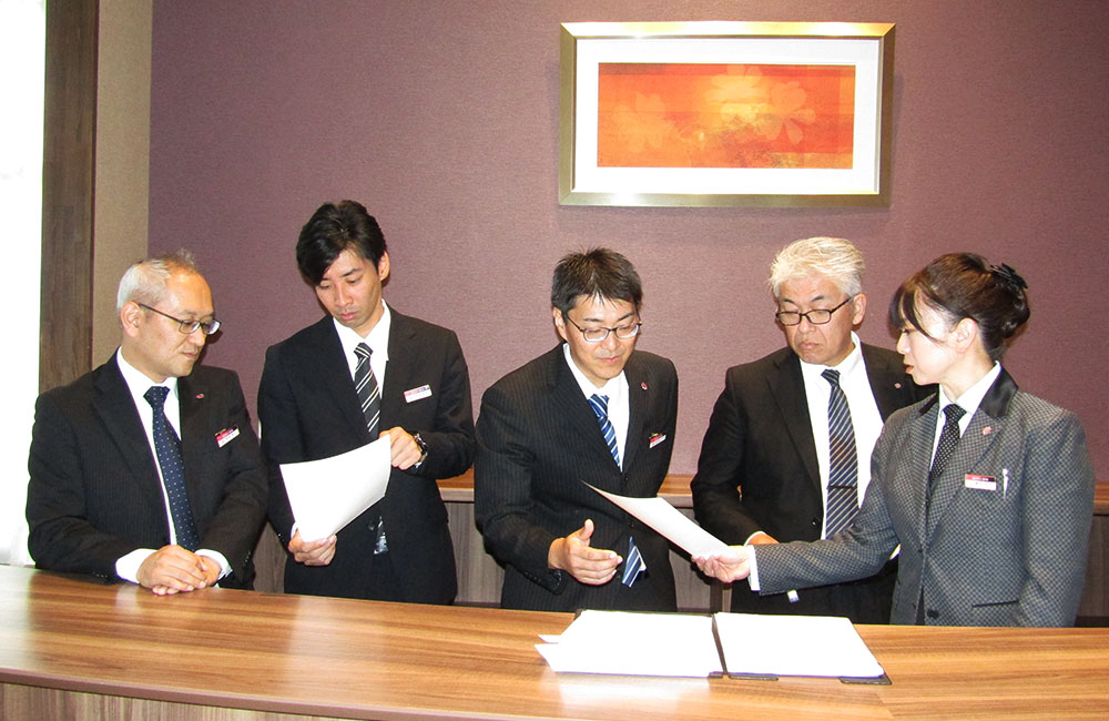 事前相談員【関心高まる「終活」をサポートする相談スタッフ】