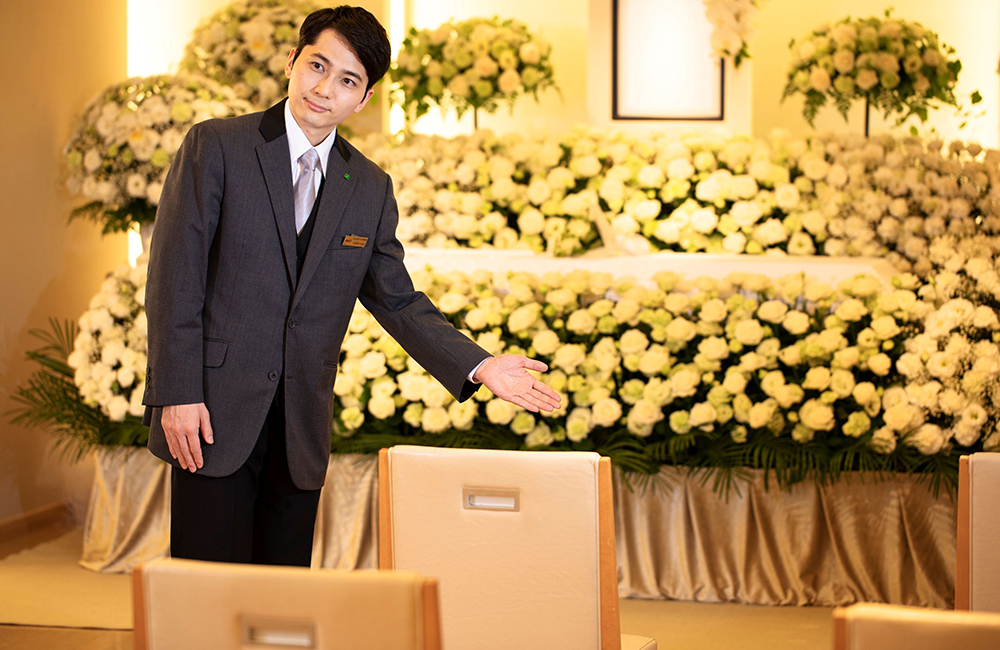 【葬祭ディレクター】未経験者歓迎!/賞与年3回、福利厚生充実の葬儀社