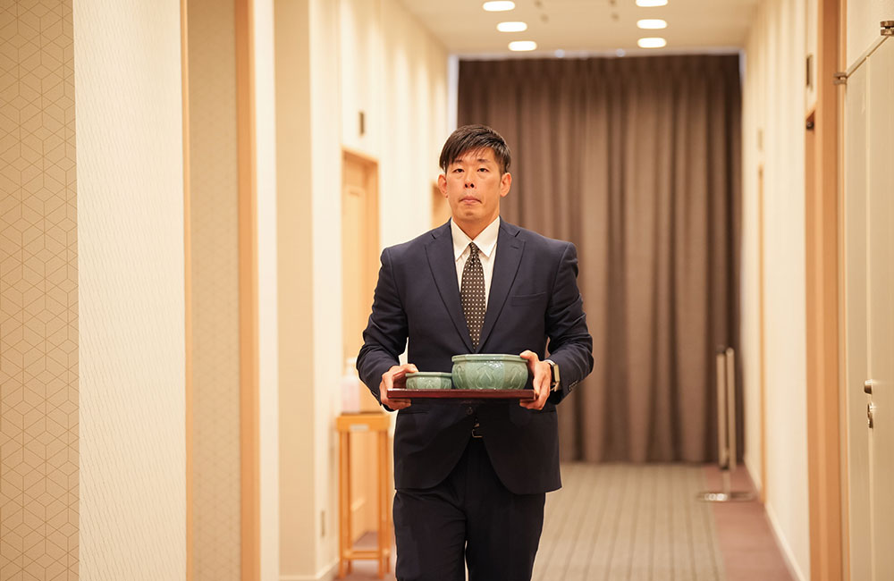 【目黒区の葬儀社】未経験からでも手厚い研修で葬儀のプロへ！前職給与を考慮/給与UPを目指せます！