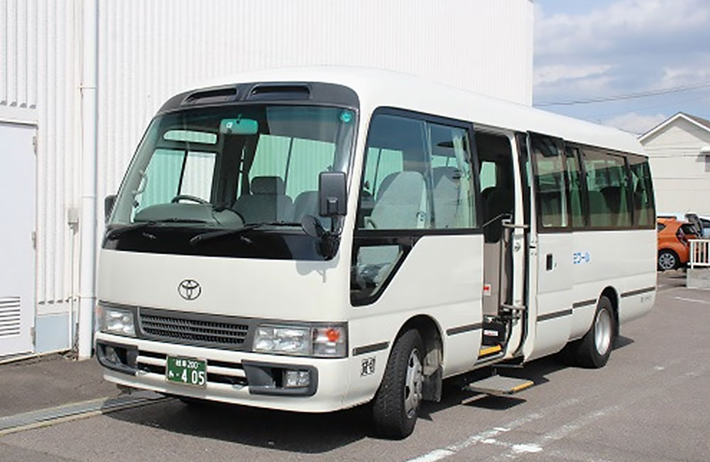 【ドライバー業務（霊柩車・マイクロバスなど）】短期間勤務もOK！60代の方も活躍中！